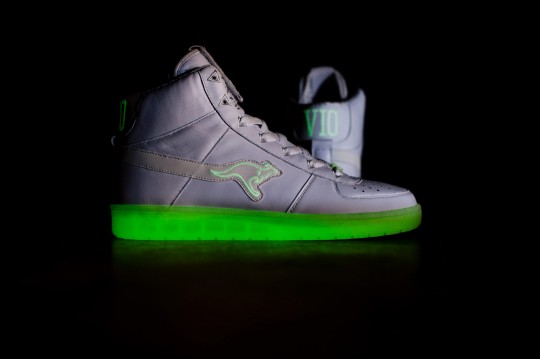 VxKSkywalkerGlow-in-the-dark
