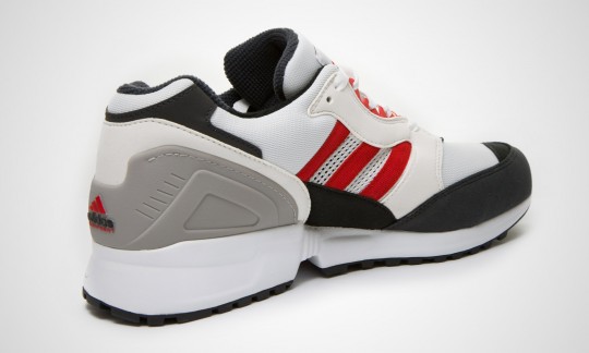 adidas-cushion-D67568-red-04