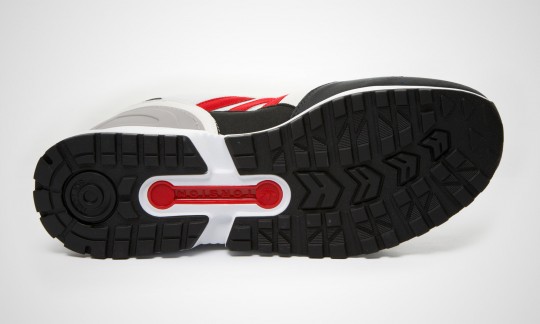 adidas-cushion-D67568-red-07