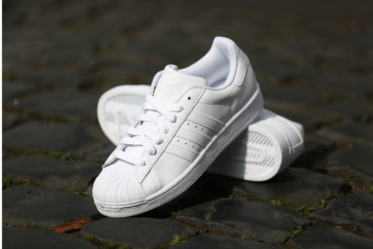 Adidas-superstar-all-white-2