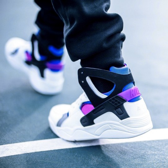 “Sandalen Sneaker”: Der Nike Air Flight Huarache QS PRM