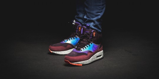 Nike-AM1-Mid-Snkrbt-WP-Multicolor-Image-01