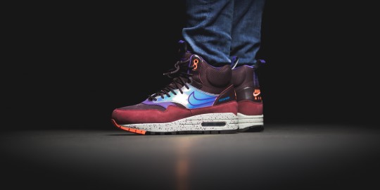 Nike-AM1-Mid-Snkrbt-WP-Multicolor-Image-02