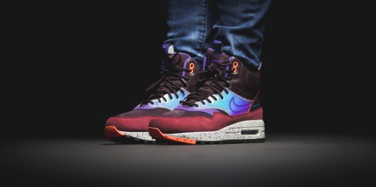 Nike-AM1-Mid-Snkrbt-WP-Multicolor-Image-04