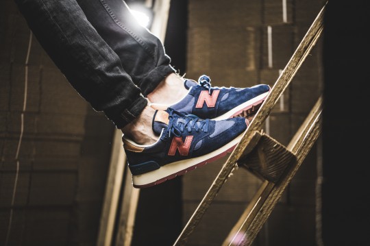 nb-M990DSA-classic-blue-4