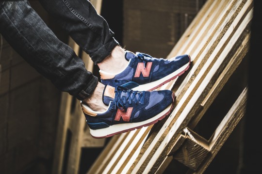 nb-M990DSA-classic-blue-5