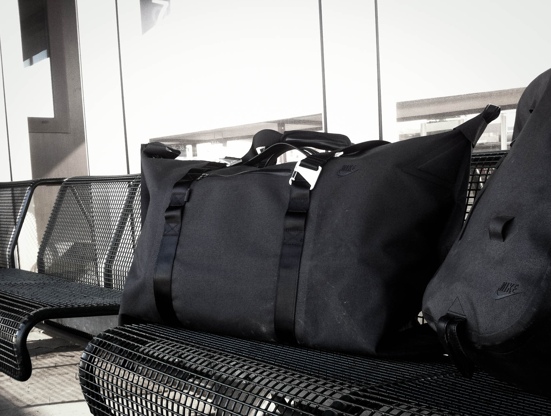 NIKE NSW Eugene Duffel Bag Berlin Reisebegleiter 43einhalb blog 👟