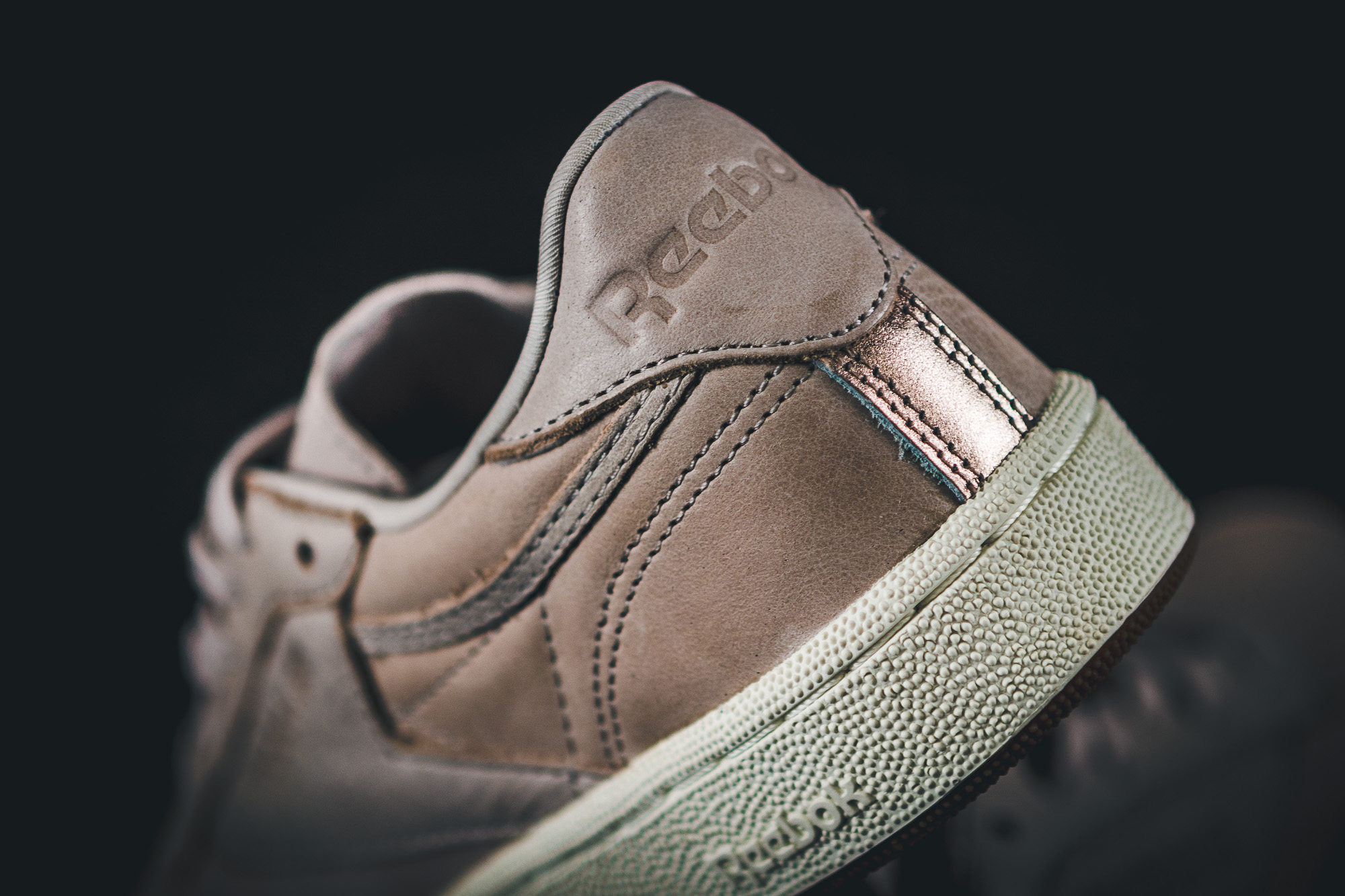 reebok classic leather golden neutrals