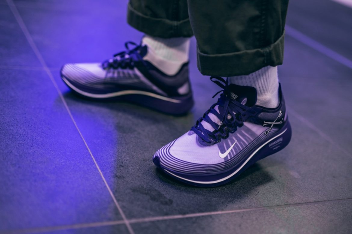 gyakusou zoom fly purple