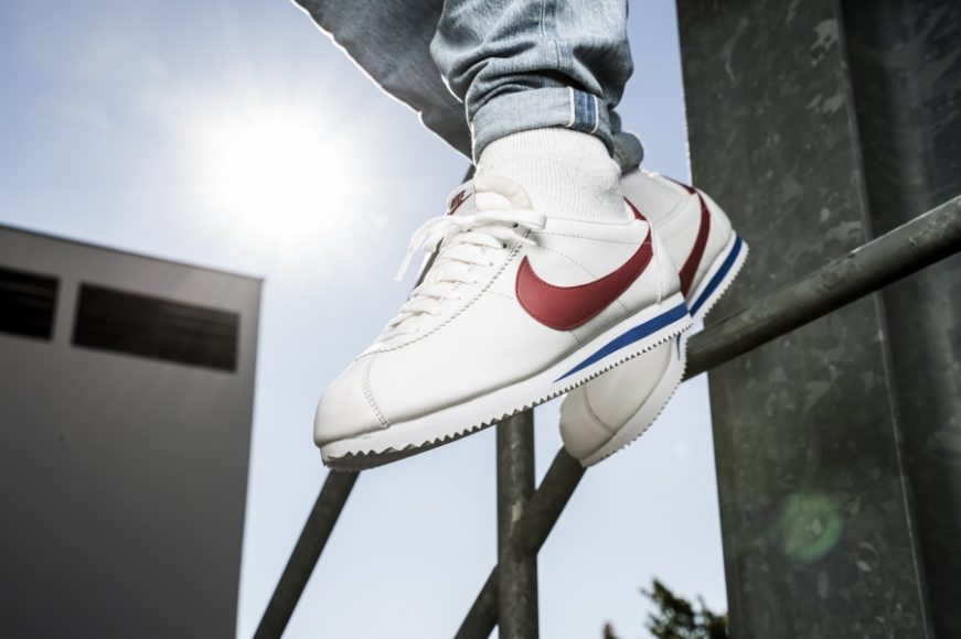 nike-classic-cortez-leather-weiss-rot-749571-154-mood-2