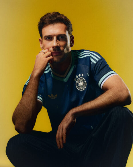 251111_ADIDAS_WC26_FED_KITS_AWAY_15_GORETZKA_PORTRAIT_JERSEY_SPOTLIGHT_4811