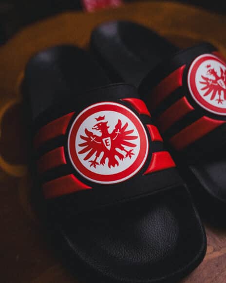 adidas-HQ2594-x-Eintracht-Frankfurt-Attilette-3