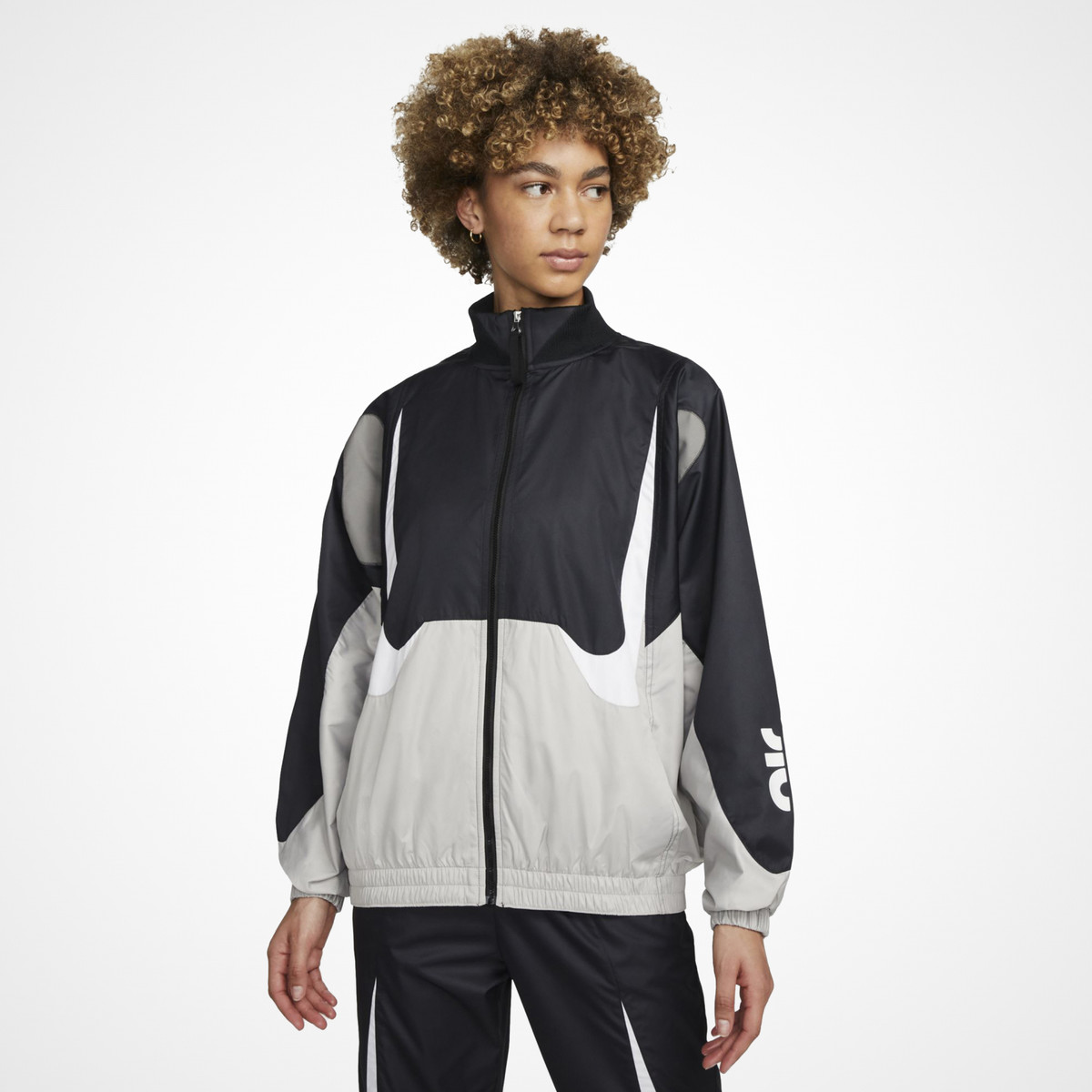 Nike Women's Woven Air Max Day Jacket schwarz XL - Jacken & Westen