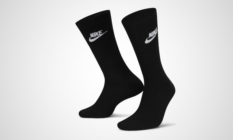 nike essential socks