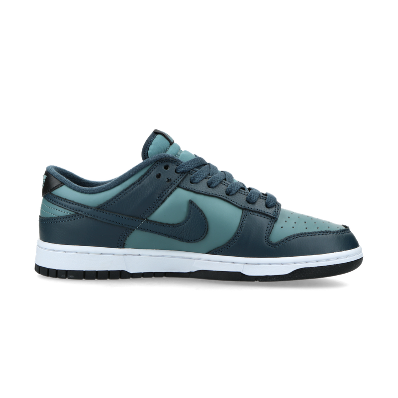 dunk low michigan state stockx