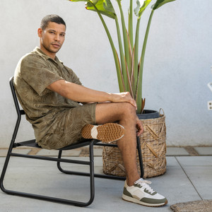 Joshua (olive / off-white)