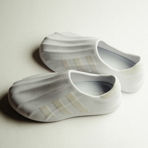 adiFOM Superstar (white)