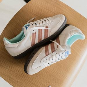 Samba OG (crystal white / clastr / gum5)