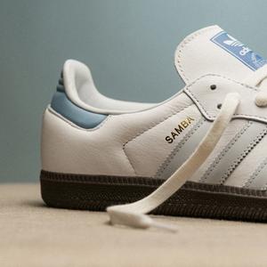 Samba OG (weiß / hellblau)