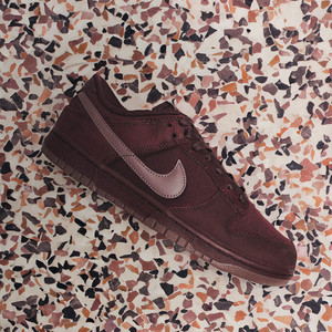 Dunk Low Retro Premium Burgundy Crush