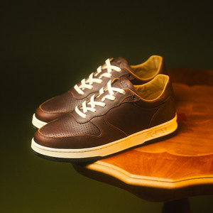 Malone (cocoa leather)
