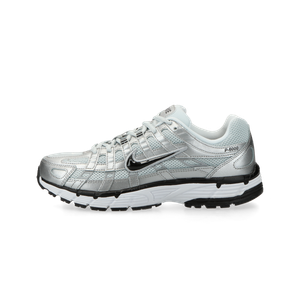 Nike WMNS P-6000 (white / black / metallic silver)