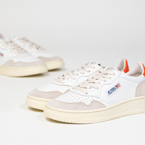 Medalist Low W (weiß / beige / orange)