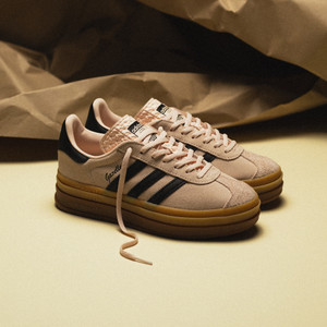 Gazelle Bold W (wonder quartz / core black / core black)