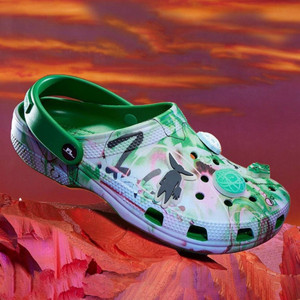 x Futura Laboratories Clog Green Ivy