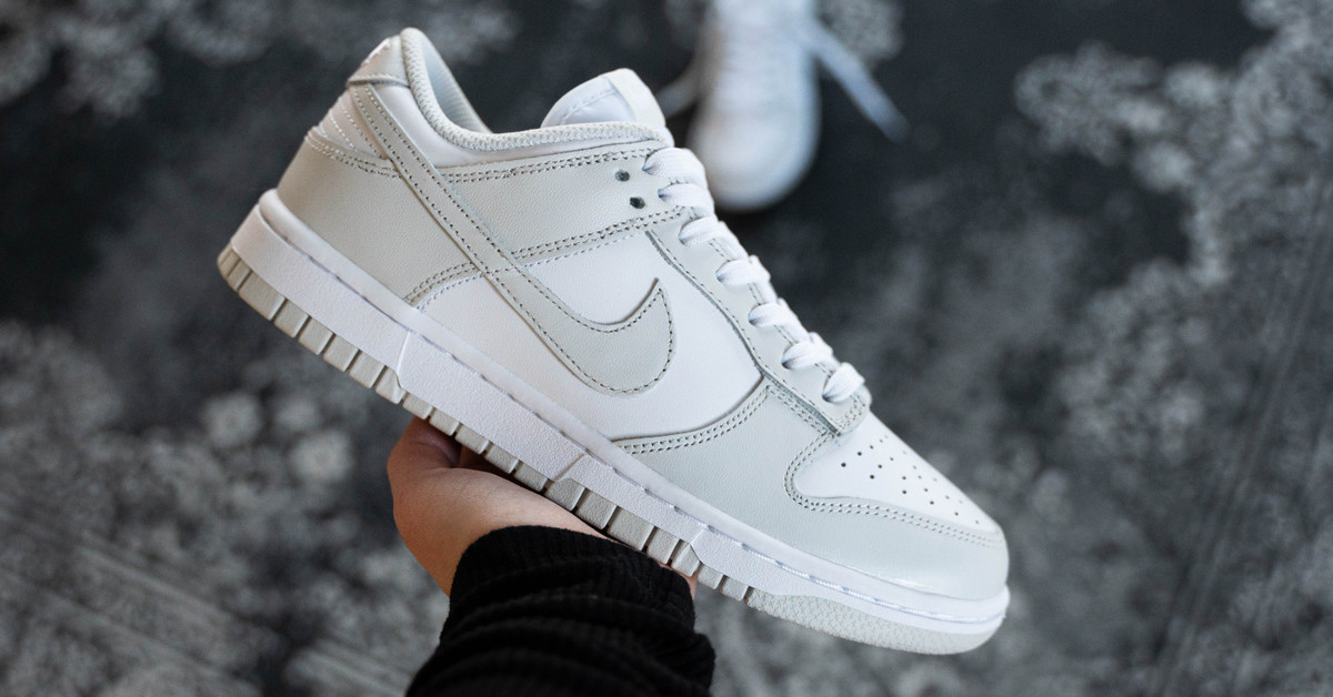 Nike WMNS Dunk Low Photon Dust 43einhalb Sneaker Store