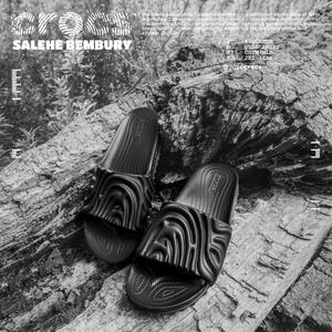 x Salehe Bembury Pollex Slide Sasquatch