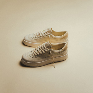 Nucombe (Chalk White / Chalk White / Chalk White)