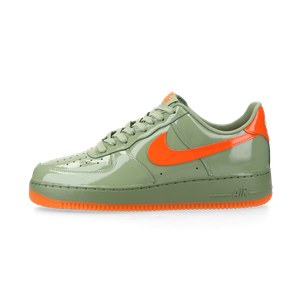 Nike Air Force 1 07 PRM  (oil green / safety orange / platinum tint)