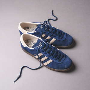 Bern W (navy / gum)