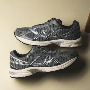 GEL-1130 (clay grey / pure silver)
