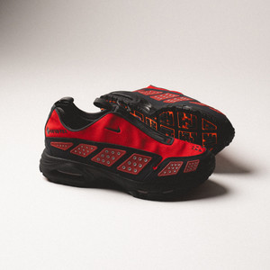 Air Max SNDR GTX (hyper crimson / dk smoke grey / fire red)