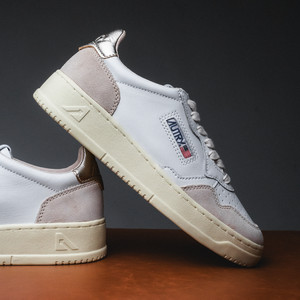 Medalist Low W (leat / suede white / gold)