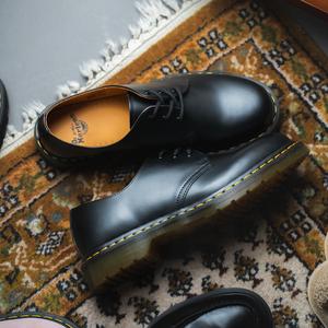 1461 (black smooth)