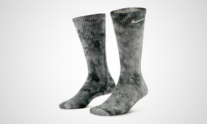 Nike Everyday Plus Cushioned Crew Socks  (black)
