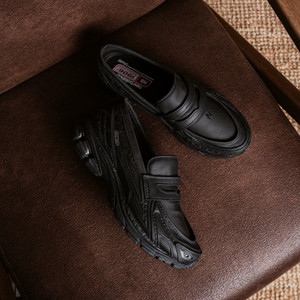 U1906LBN Triple Black