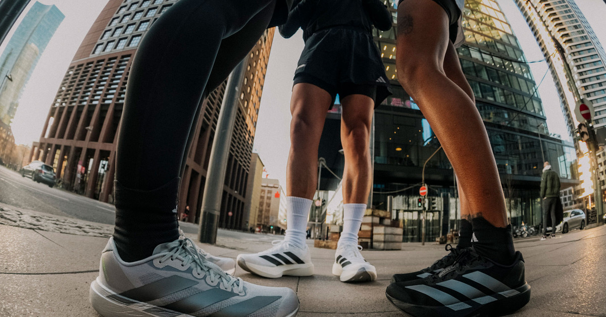 Lucid レディースファッション [アディダス] アディゼロ エヴォ SL