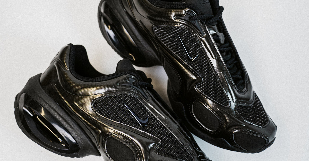 Nike Air Max Muse 28.0 シルバー/ブラック NIKE WMNS AIR MAX MUSE BLACK/METALLIC SILVER ナイキ