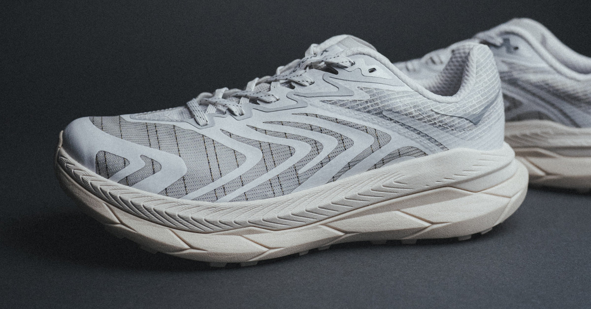 HOKA TECTONX(中古) HOKA ONE ONE Tecton X 2 'Stealth Tech White Cosmic Grey' 1168571-WMC