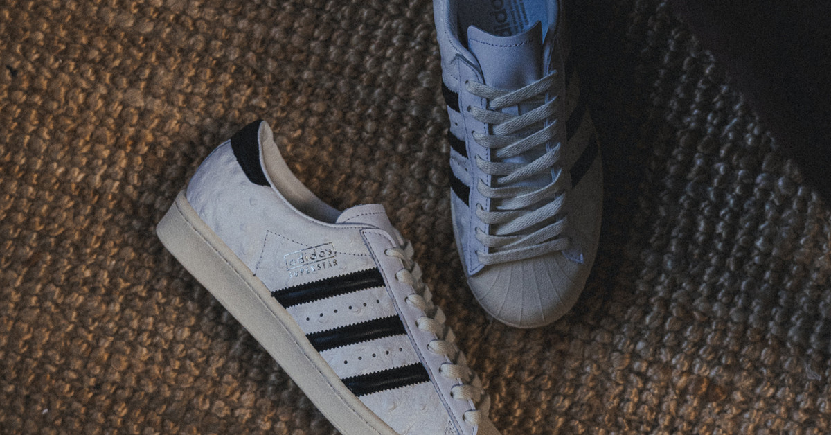 adidas Superstar Vintage W (cloud white core black cream white