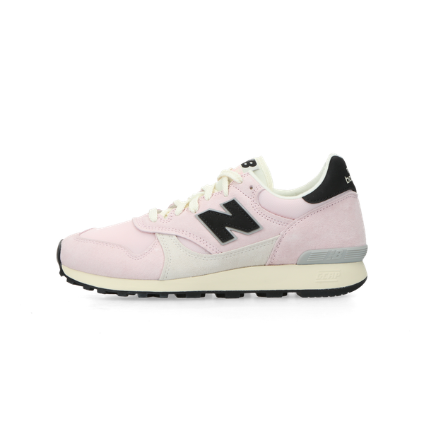 43einhalb new balance