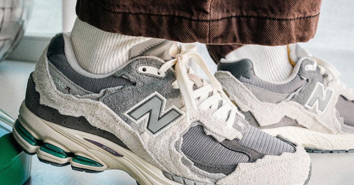 New Balance M2002RDA Protection Pack | 43einhalb Sneaker Store