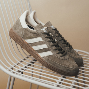 Handball Spezial (olive strata / cream white / gum)