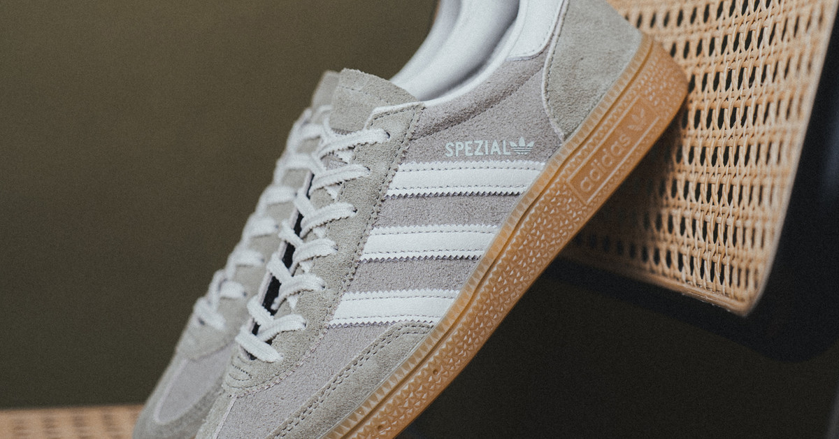 adidas Handball Spezial W (silver pebble / orbit grey / gum