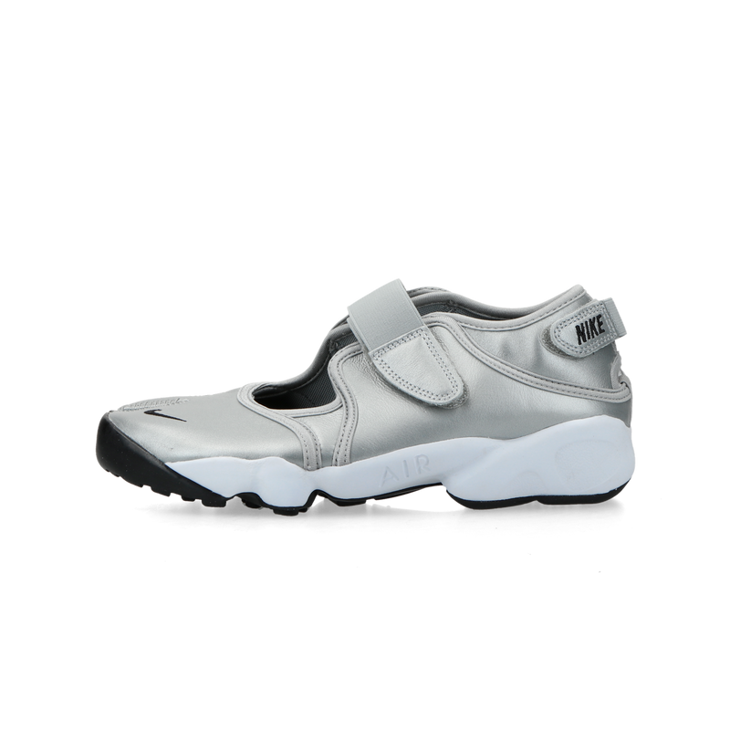 Nike Air Rift (metallic silver / sail / black) | 43einhalb Sneaker