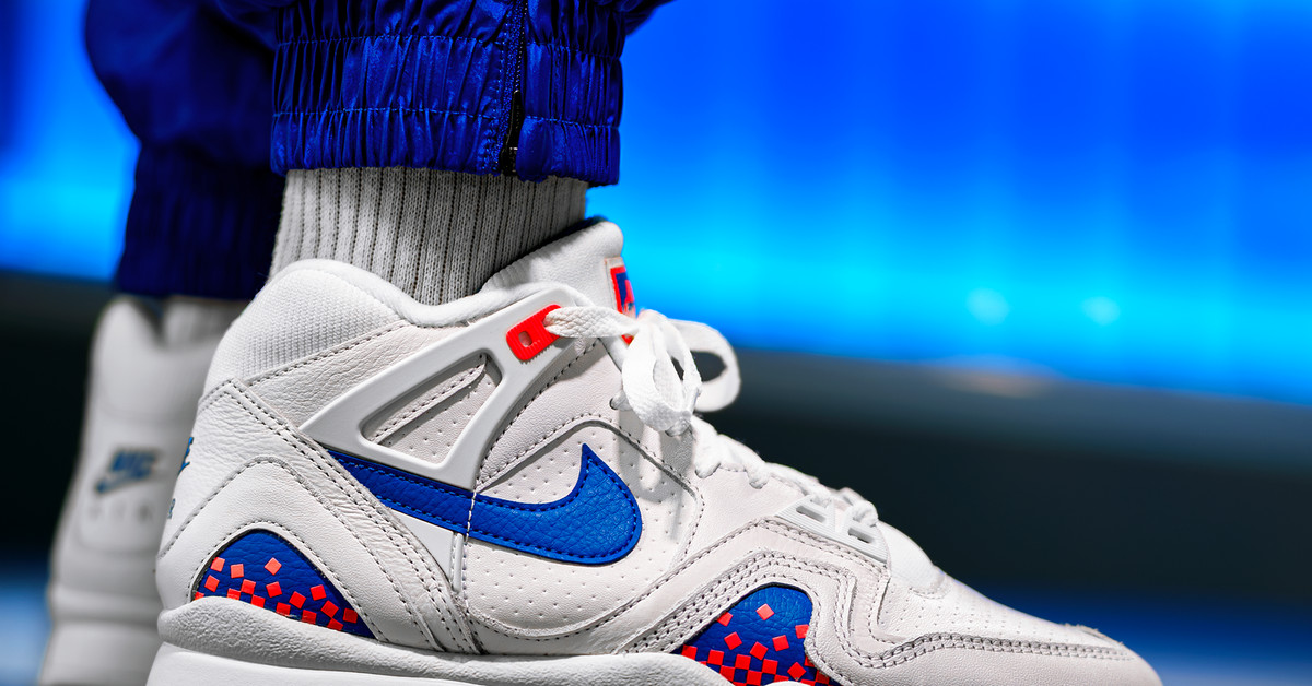 Nike Air Tech Challenge II Pixel Court | 43einhalb Sneaker Store